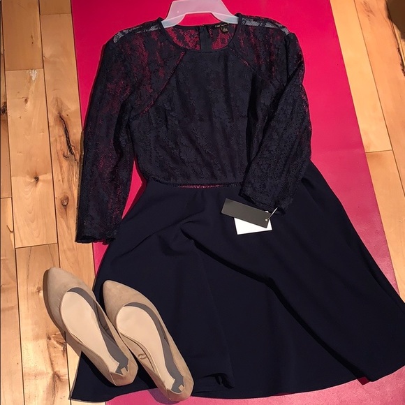 City Triangles Dresses & Skirts - NWT Navy Blue cocktail lace dress size (11)  L💙